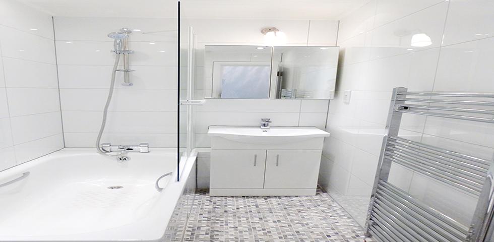 			Newly Refurbished, 3 Bedroom, 1 bath, 1 reception Flat			 Stanley Gardens, WILLESDEN GREEN